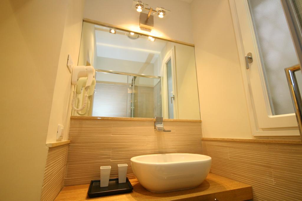 Campo Dei Fiori Modern Apartment With Terrace Roma Exterior foto